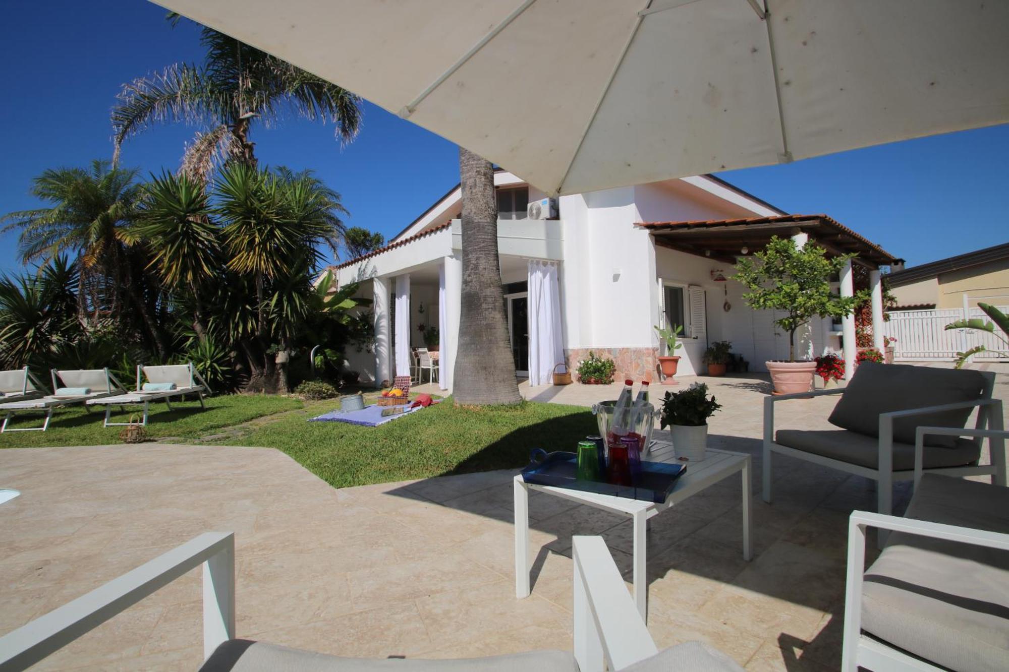 Edri Beach House - Villa Con Piscina Понтеканьяно Экстерьер фото